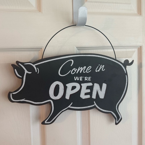 Other - Metal pig door hanger